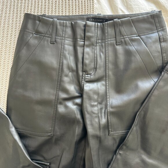 SANCTUARY FAUX LEATHER CARGO PANTS - Picture 3 of 6